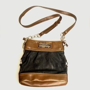 CHAPS Two-Tone Leather Crossbody Purse/Handbag, Adjustable Strap, Zip Closure